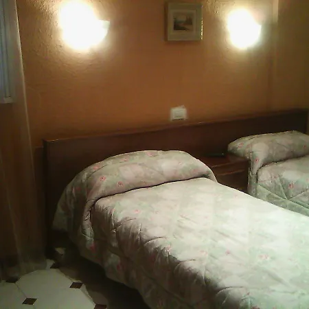 Pensionat Hostel Central Zaragoza 2*