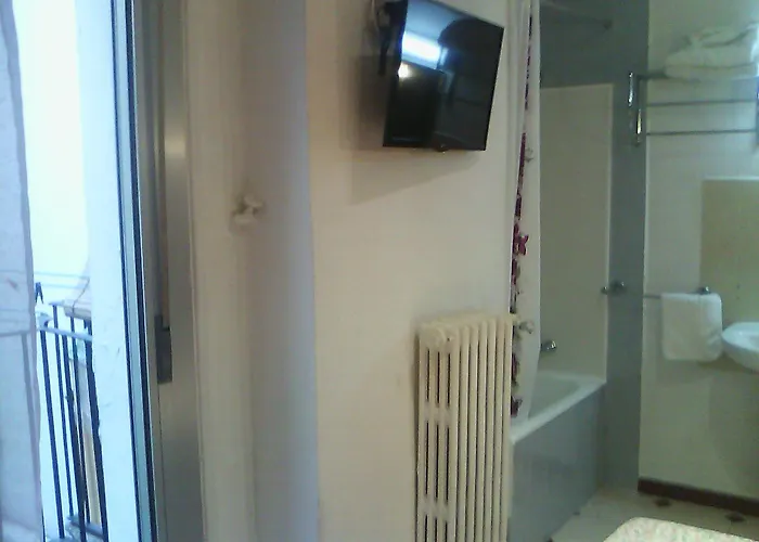 Гостевой дом Hostel Central Zaragoza